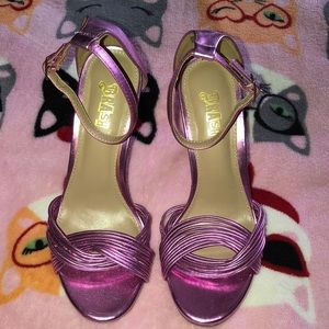 Brash Metallic Pink Heels NWOT